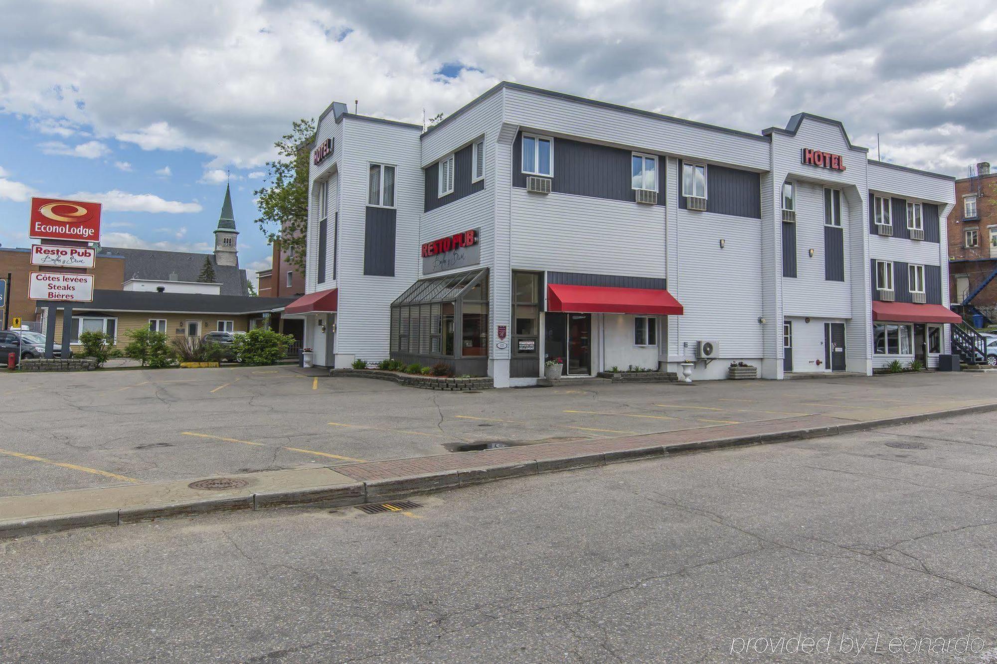 Econo Lodge La Malbaie Eksteriør billede